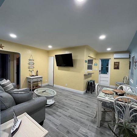 Gorgeous Beach Condo Αγία Πετρούπολη Εξωτερικό φωτογραφία